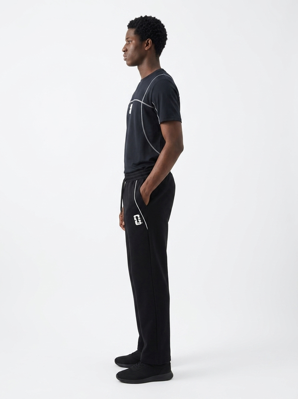 LARUSSO FIFA Collection - Celana Panjang Sweatpants Ankle Premium Official Fifa World Cup 2026 - Black - Image 2