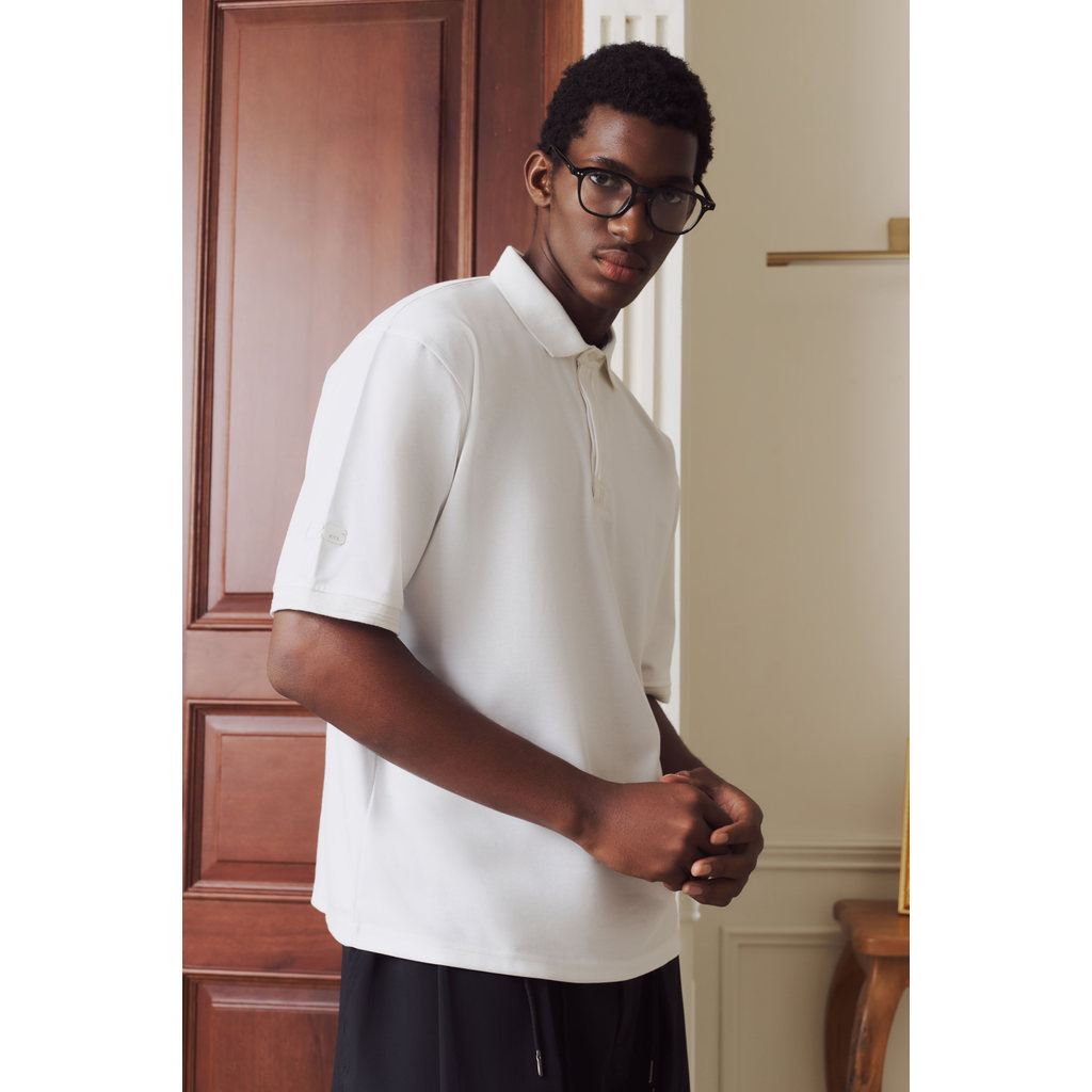LARUSSO FIFA Collection - Polo Shirt Pria Boxy Premium Official Fifa World Cup 2026 - White - Image 3
